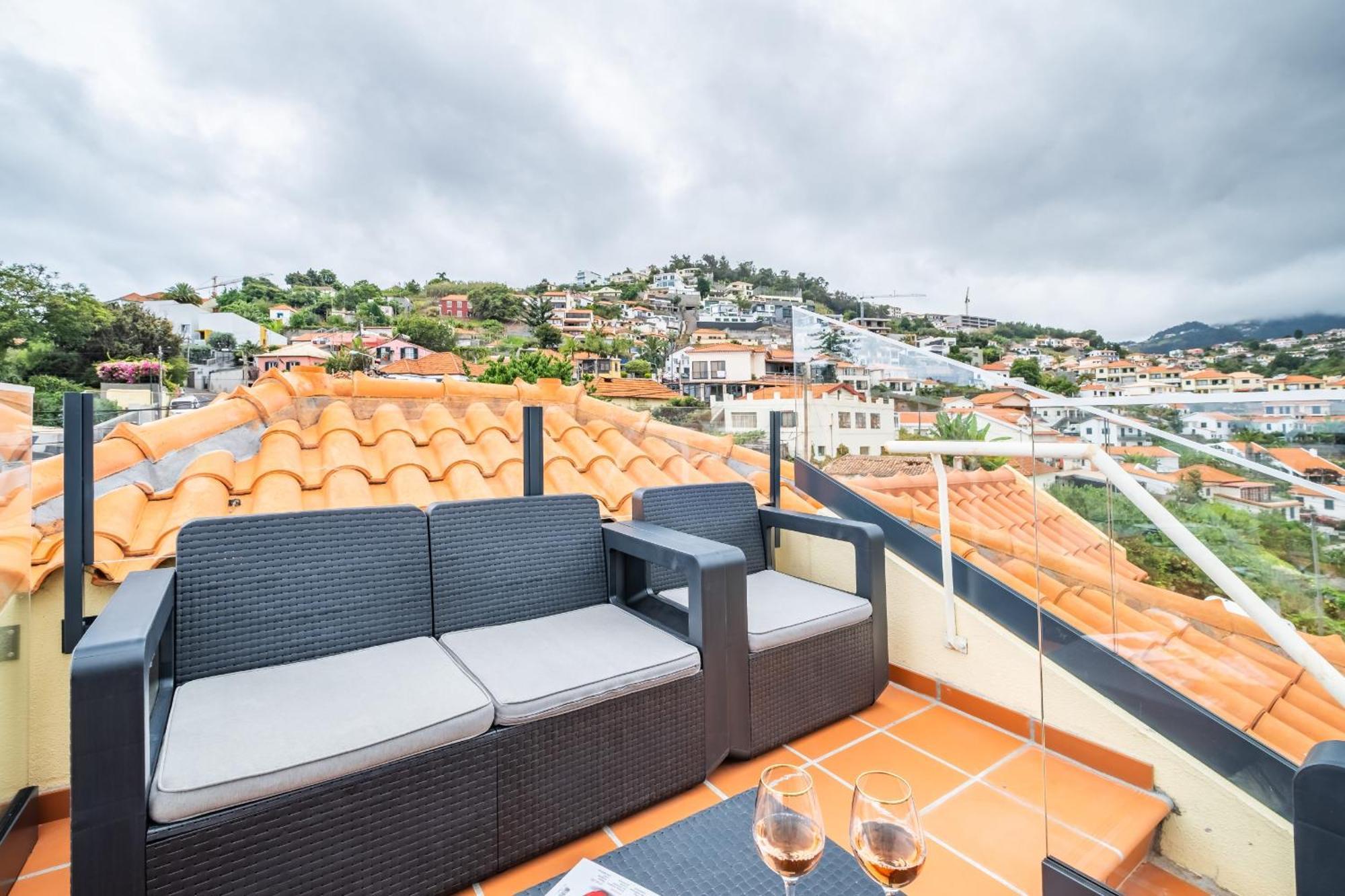 Eyes In The Sky * Funchal (Madeira)